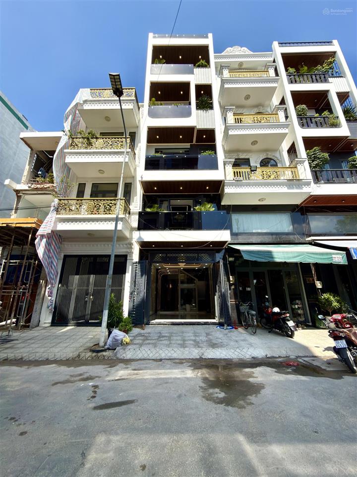 Nhà có thang máy, sát bên ubp, trường học, dt4x15m, lửng, 3 lầu, 4pn, hướng đông bắc, 8.9 tỷ