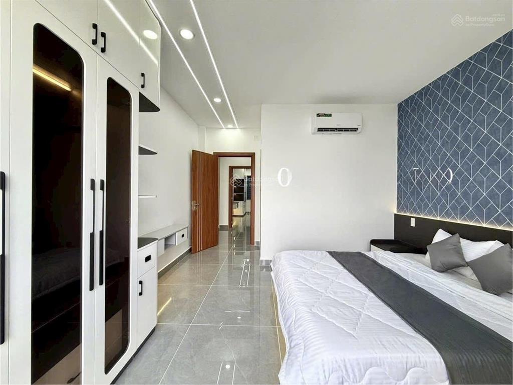 Nhà kế bên trường cđ điện lực, dt4x20m, lửng, 3 lầu, 4pn, gara ô tô, p.thờ, sân thượng, 6.75 tỷ