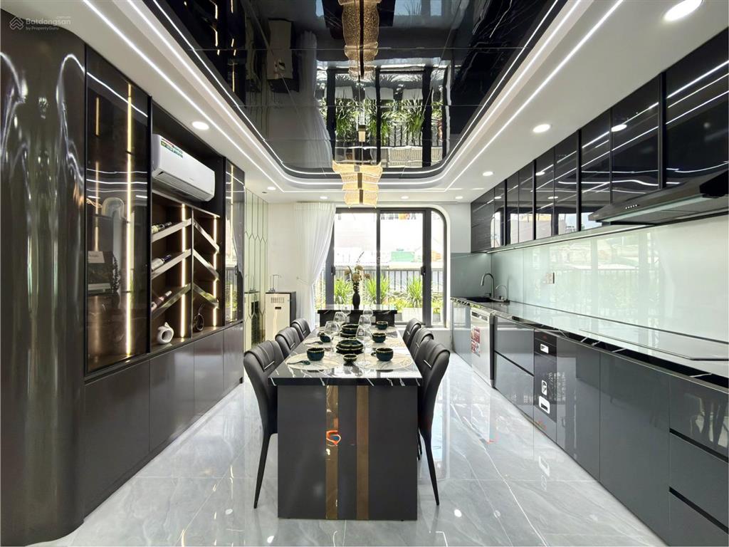 Nhà có thang máy 1 sẹc thạnh xuân 25, bên ubp, dt 4x16m, lửng, 3 lầu, 4pn, p.thờ, s.thượng 7.15 tỷ