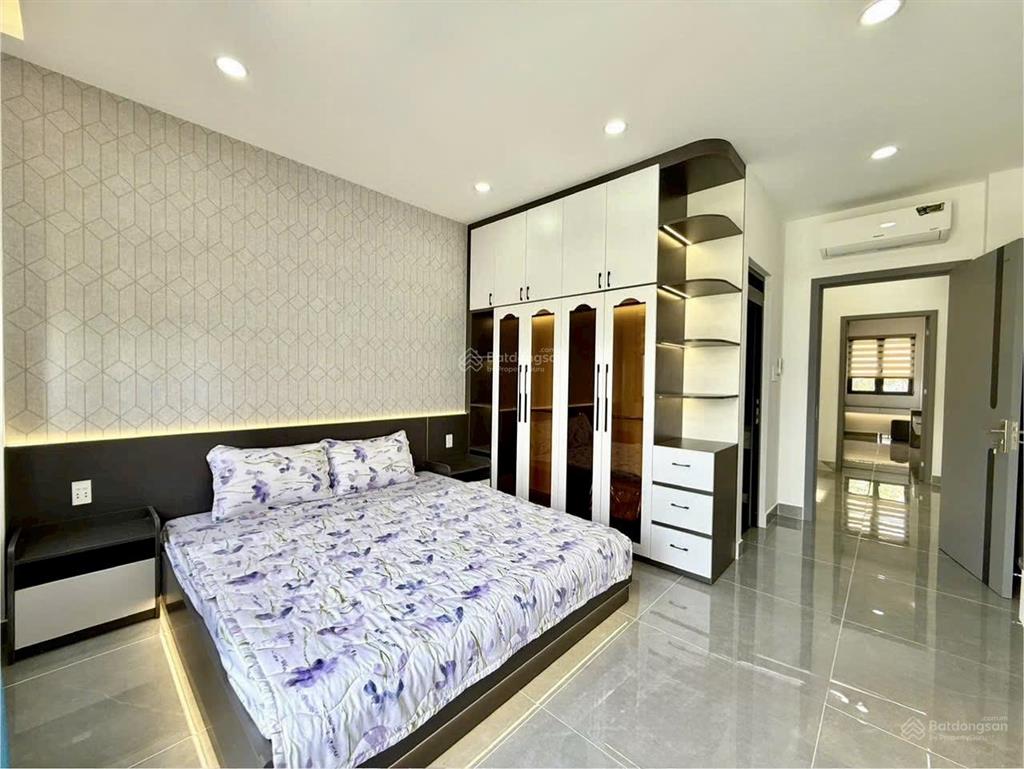 Nhà 1sẹc ngắn thạnh xuân 25, dt 4x15m, lửng, 3 lầu, 4pn, 6vs, p.thờ, s.thượng, 6.5 tỷ