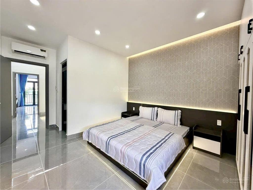 Nhà 1sẹc ngắn thạnh xuân 25, dt 4x15m, lửng, 3 lầu, 4pn, 6vs, p.thờ, s.thượng, 6.5 tỷ