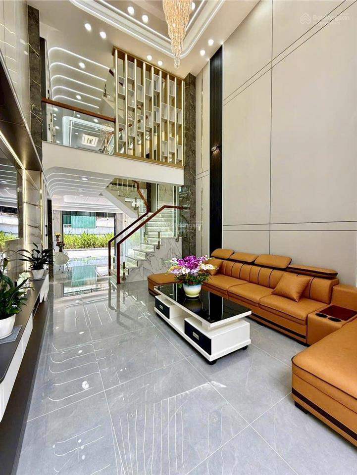 Nhà 1sẹc ngắn thạnh xuân 25, dt 4x15m, lửng, 3 lầu, 4pn, 6vs, p.thờ, s.thượng, 6.5 tỷ
