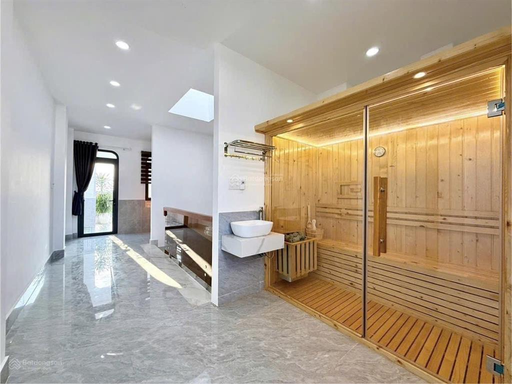 Nhà bên ubp thới an, dt 4x16m, lửng, 3 lầu, 4pn, 5vs, p. thờ, s. thượng, hướng tây nam, 6.5 tỷ