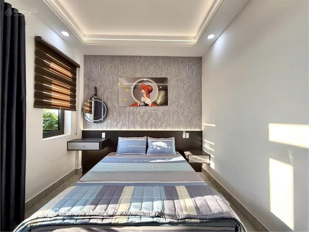 Nhà bên ubp thới an, dt 4x16m, lửng, 3 lầu, 4pn, 5vs, p. thờ, s. thượng, hướng tây nam, 6.5 tỷ