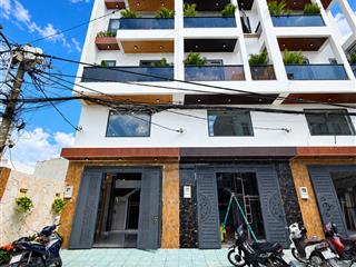 Nhà có thang máy, 1 sẹc đường thông tô ngọc vân, dt 4.5x22m, lửng, 3 lầu, 5pn, p.thờ, sân sau rộng