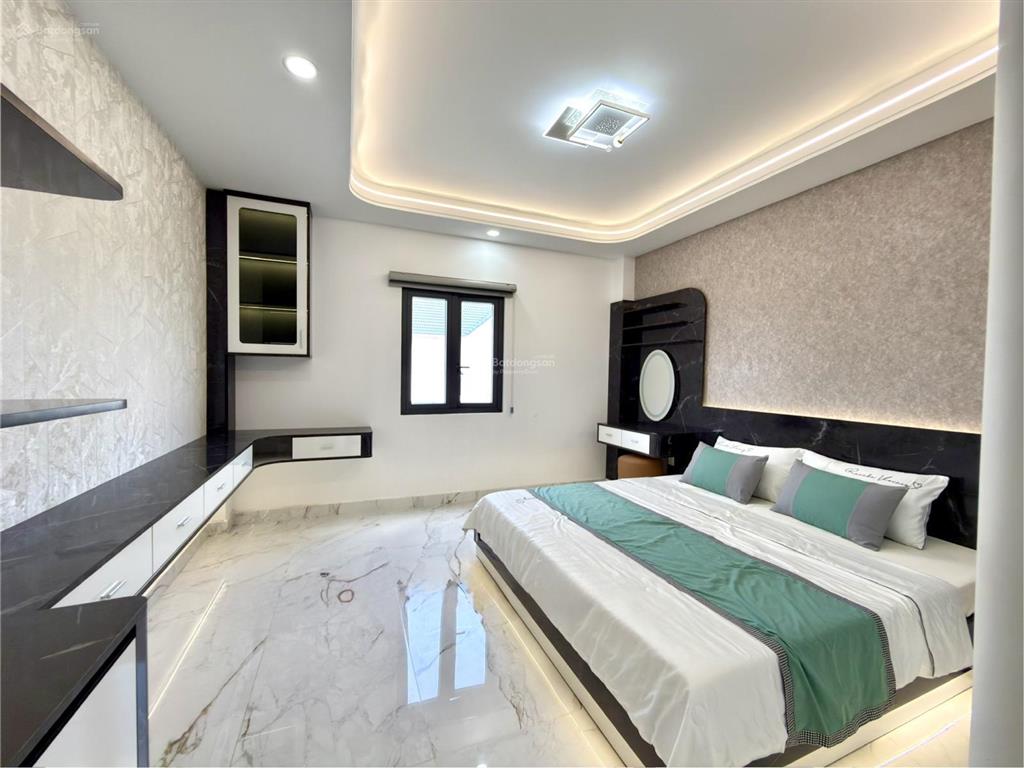 Nhà bên chợ cầu đồng và ngã tư ga, đường thạnh lộc 27, dt 4x16m, lửng, 3 lầu, 4pn, 6vs, 6,5 tỷ