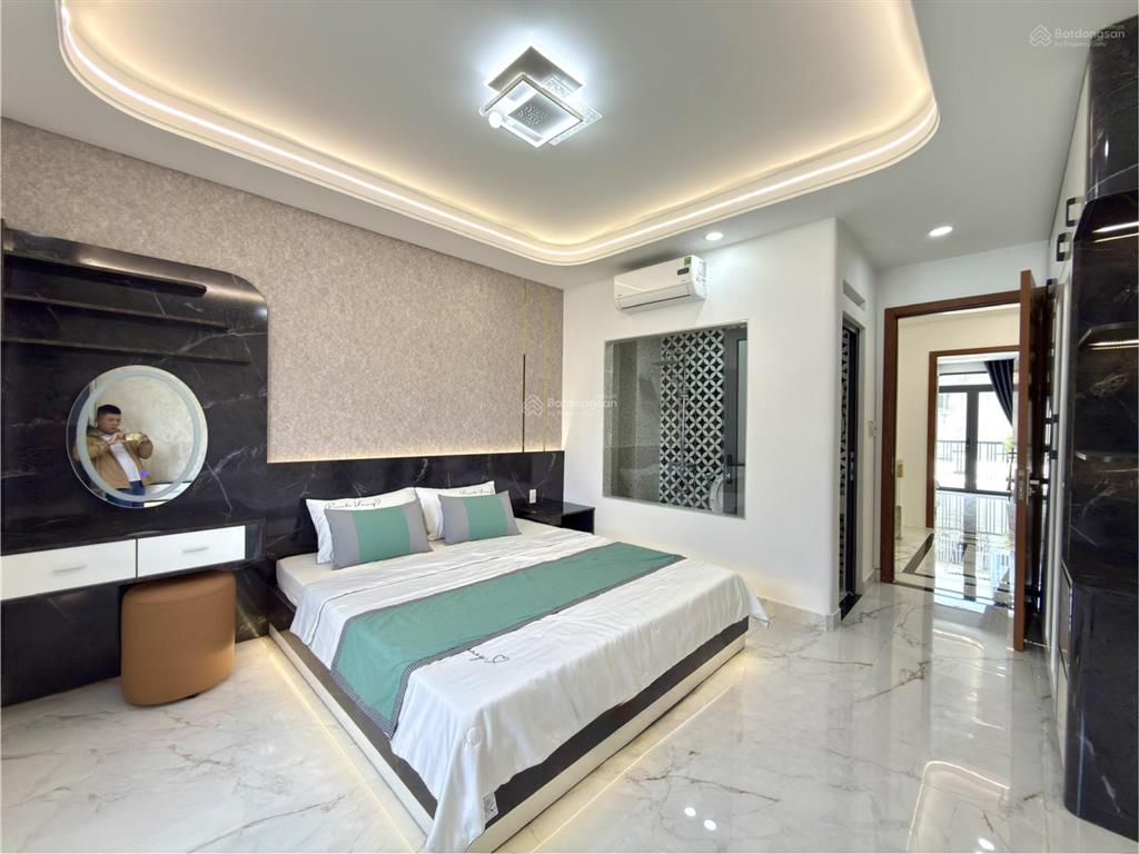 Nhà bên chợ cầu đồng và ngã tư ga, đường thạnh lộc 27, dt 4x16m, lửng, 3 lầu, 4pn, 6vs, 6,5 tỷ