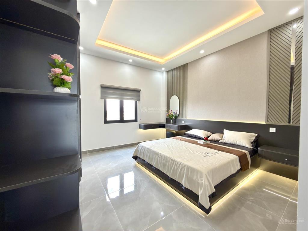 Nhà đường thông thạnh xuân 25, dt4x15m, lửng, 3 lầu, 4pn, p.thờ, sân thượng, hướng đông, 6.1 tỷ