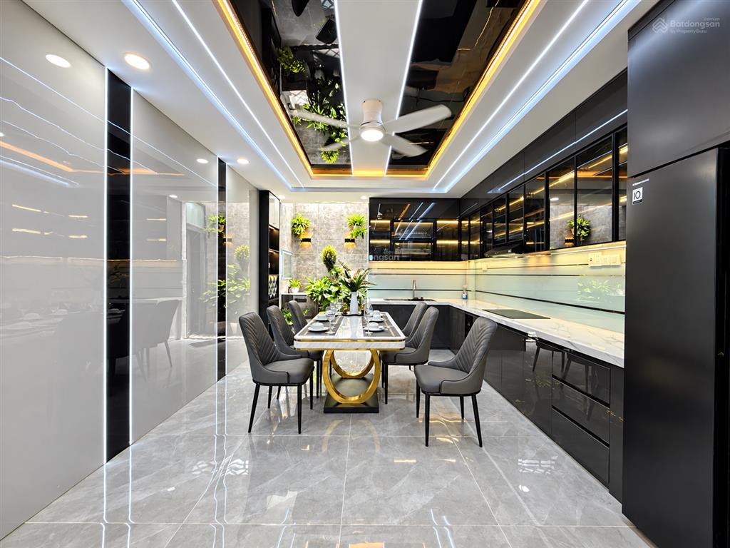 Nhà đường thông thạnh xuân 25, dt4x15m, lửng, 3 lầu, 4pn, p.thờ, sân thượng, hướng đông, 6.1 tỷ