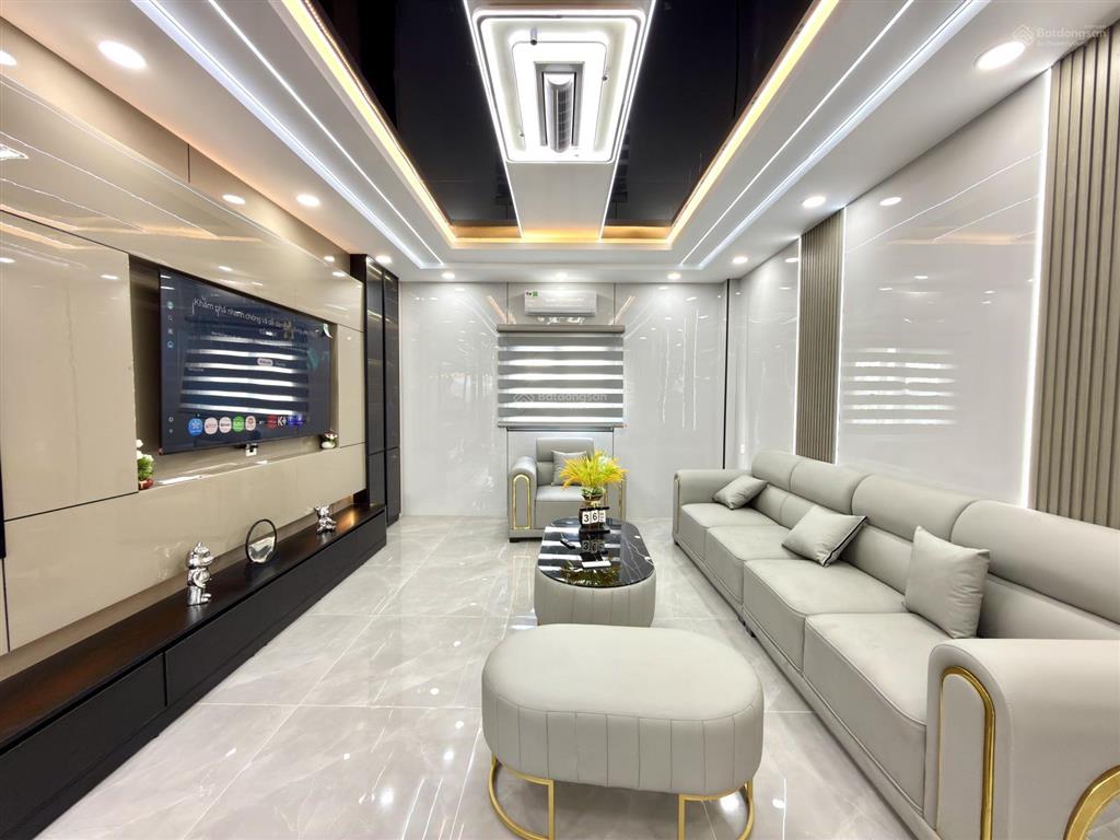Nhà đường thông thạnh xuân 25, dt4x15m, lửng, 3 lầu, 4pn, p.thờ, sân thượng, hướng đông, 6.1 tỷ