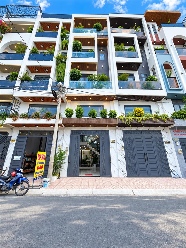 Nhà đường thông thạnh xuân 25, dt4x15m, lửng, 3 lầu, 4pn, p.thờ, sân thượng, hướng đông, 6.1 tỷ