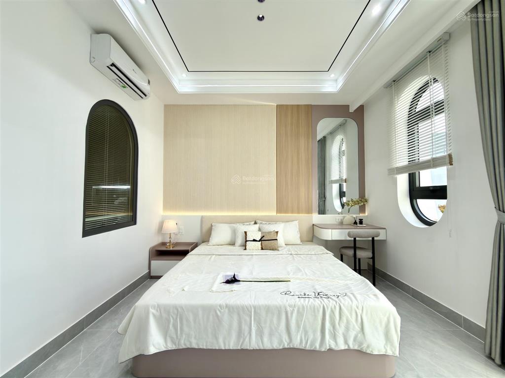 Nhà kế bên vpcc q.12, dt4.2x17.5m, lửng, 3 lầu, 4pn, p.thờ, s.thượng, hướng tây bắc, 9.25 tỷ