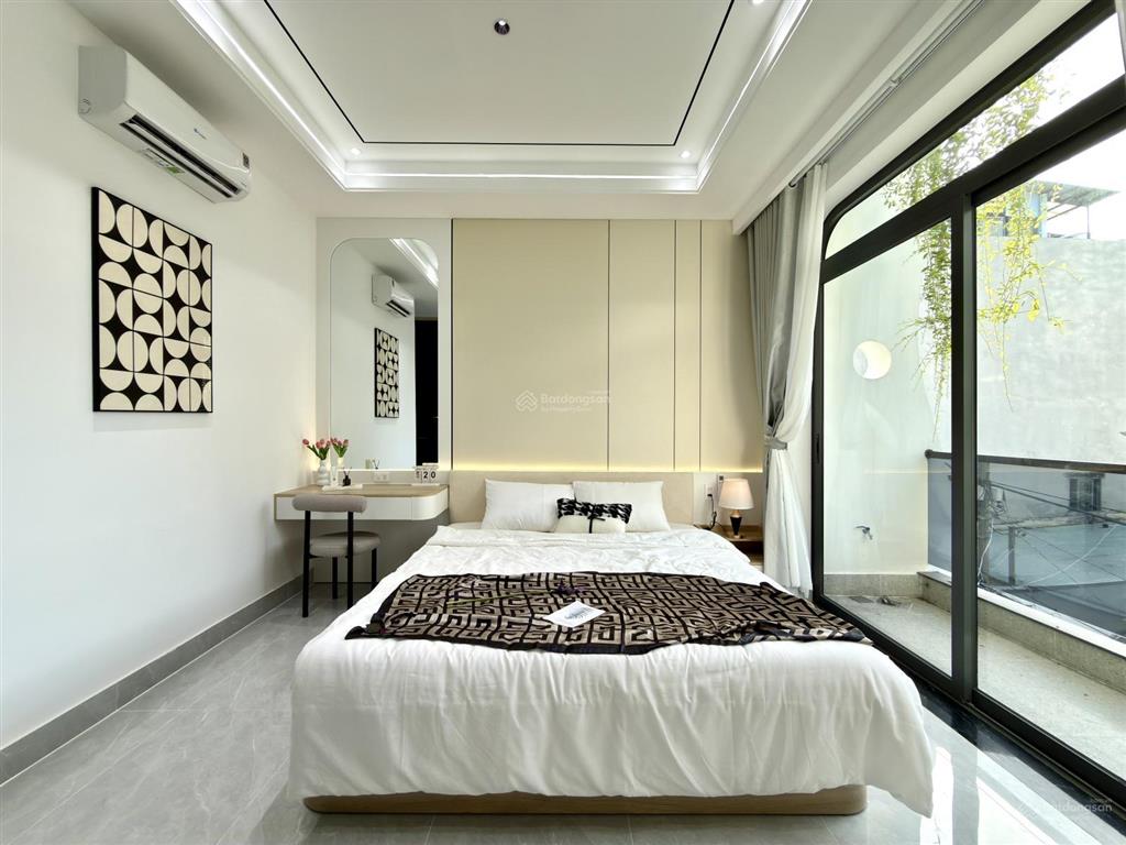Nhà kế bên vpcc q.12, dt4.2x17.5m, lửng, 3 lầu, 4pn, p.thờ, s.thượng, hướng tây bắc, 9.25 tỷ
