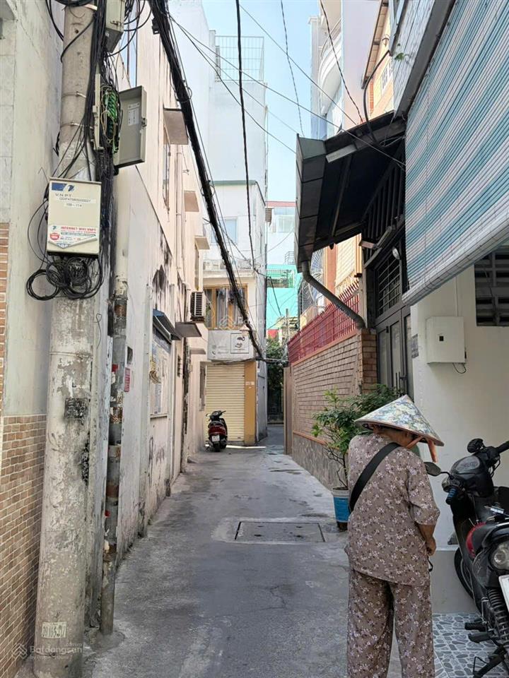 Nhà bán hẻm nguyễn trọng tuyển, phú nhuận. dt 3.8mx9m, 2 tầng