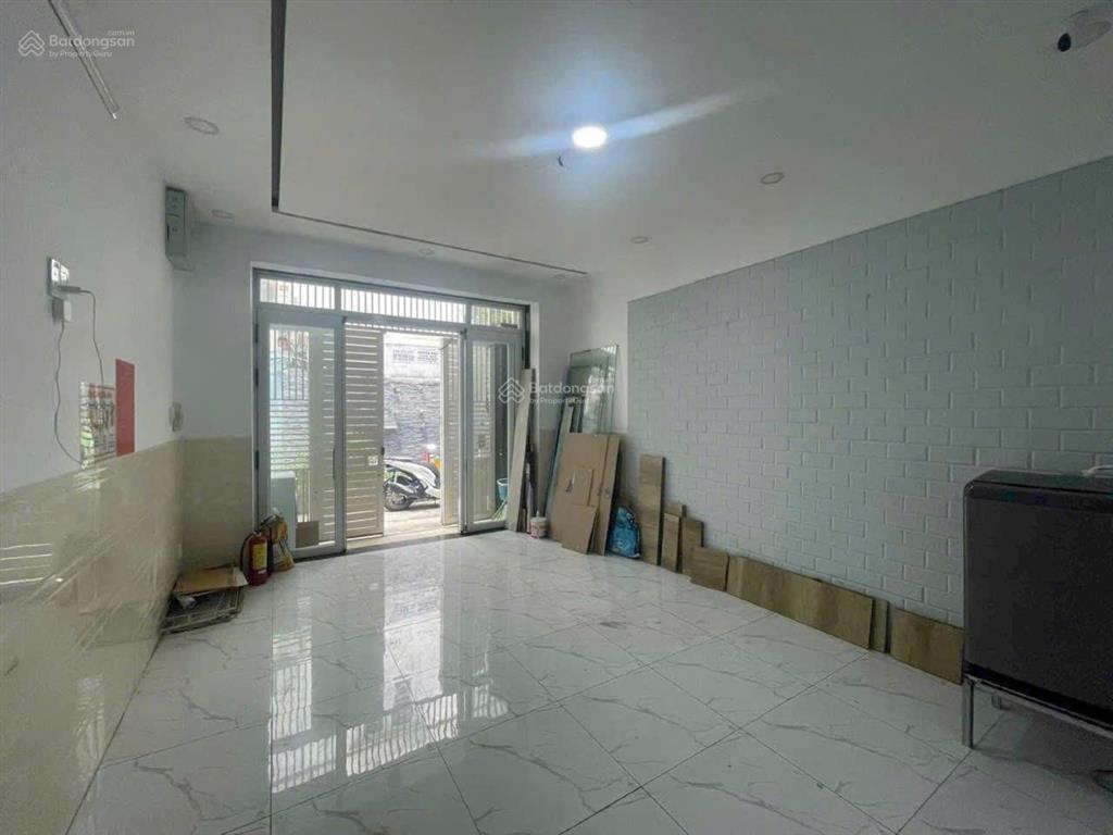 Trần quang khải, q1  dt 4mx12m, 4 tầng  đang cho thuê 30tr/tháng