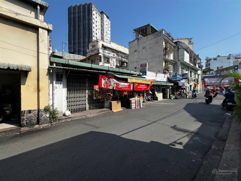 Phan đăng lưu, quận phú nhuận  dt 363m2 gpxd hầm 7 tầng