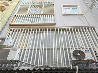 Lý chính thắng  nam kỳ khởi nghĩa, q3. dt 40m2  5 tầng. hđt 30tr