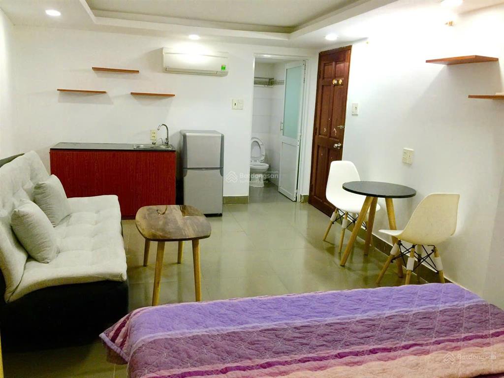 Tòa nhà 50 chdv trường sơn  ngay sân bay tân sơn nhất. dt 8.5mx33m, hầm 6 tầng