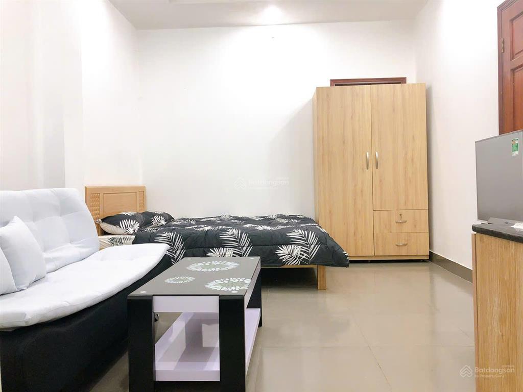 Tòa nhà 50 chdv trường sơn  ngay sân bay tân sơn nhất. dt 8.5mx33m, hầm 6 tầng