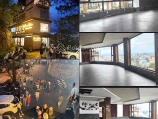 Cho thuê tòa nhà mặt phố làm vp trung tâm tp đà lạt  240m2 tầng 3 mom kitchen, view thành phố