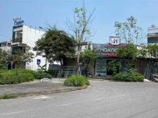 Chính chủ bán đất kđt  379 lk2 ngay sau phòng khám kim ngân  hoàng công chất