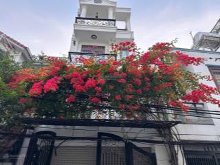 Nhà đẹp trung tâm gv, hẻm xe tải dương quảng hàm  4pn, view công viên phù hợp ở & kinh doanh