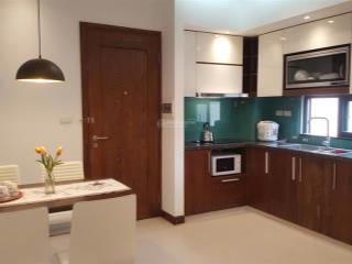 Cho thuê căn hộ chung cư thang máy 2 phòng ngủ đủ đồ tại phố nguyễn công trứ lò đúc