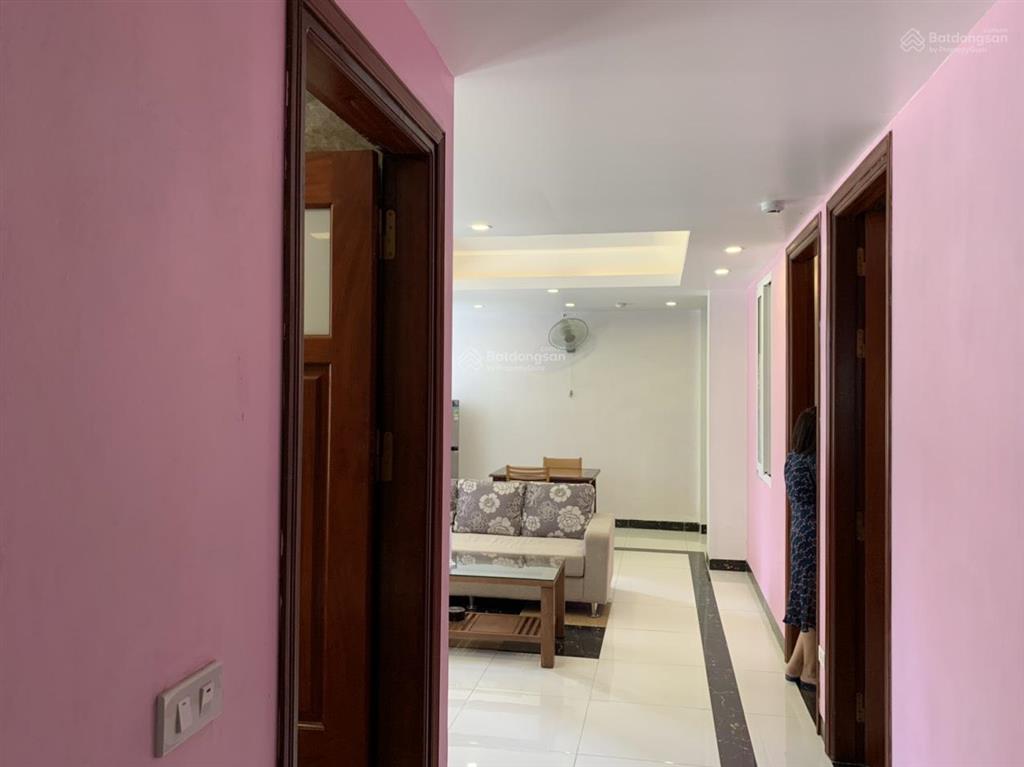 Cho thuê nhà 120m 6 tầng mặt đường phố đồng me mễ trì mt 11m tiện làm nhà hàng showroom văn phòng