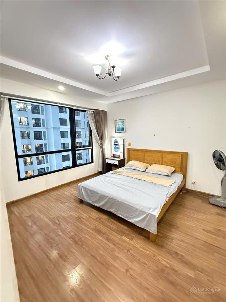 Siêu siêu rẻ! căn 02pn 76m có slot xe ô tô tại toà t07 times city giá chỉ 8.9 tỷ.  0977 088 ***
