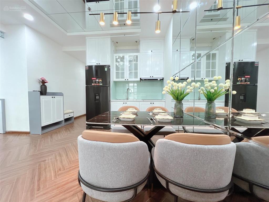 Bán căn 02pn sáng 83m2 view nhạc nước tại tòa t08 times city giá chỉ 7 tỷ.  0977 088 ***