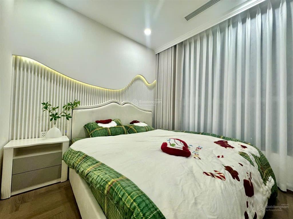 Căn 04pn dt 142m, góc đông nam toà park7, full đồ mới như ảnh giá chỉ 16 tỷ.  0977 088 ***