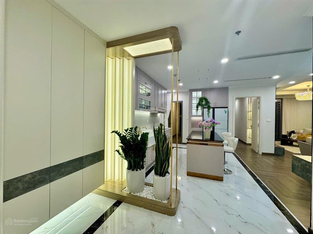 Căn 04pn dt 142m, góc đông nam toà park7, full đồ mới như ảnh giá chỉ 16 tỷ.  0977 088 ***
