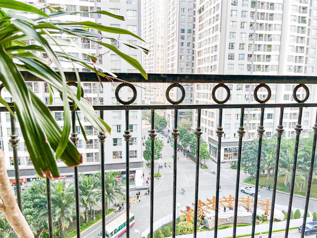 Căn 01pn tại times city giá chỉ 4,6 tỷ nhận nhà ngay và full nội thất.  0977 088 ***