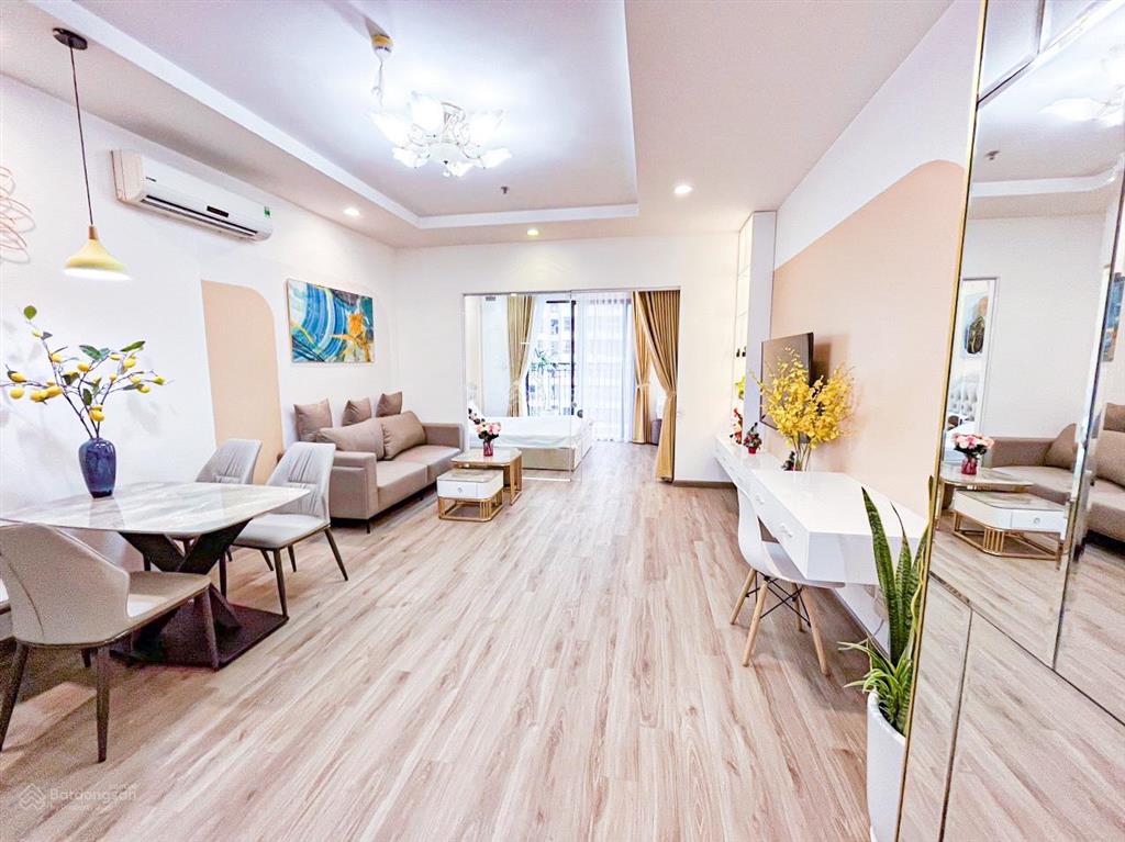 Căn 01pn tại times city giá chỉ 4,6 tỷ nhận nhà ngay và full nội thất.  0977 088 ***