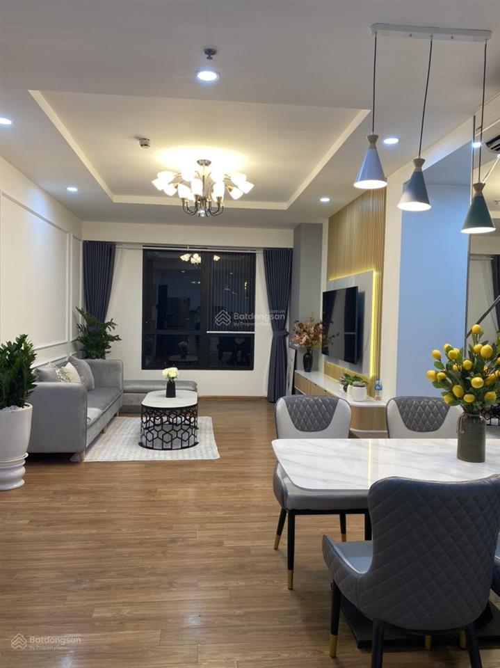 Căn 03pn góc tại times city 105m giá chỉ còn 8,5 tỷ.  0977 088 ***