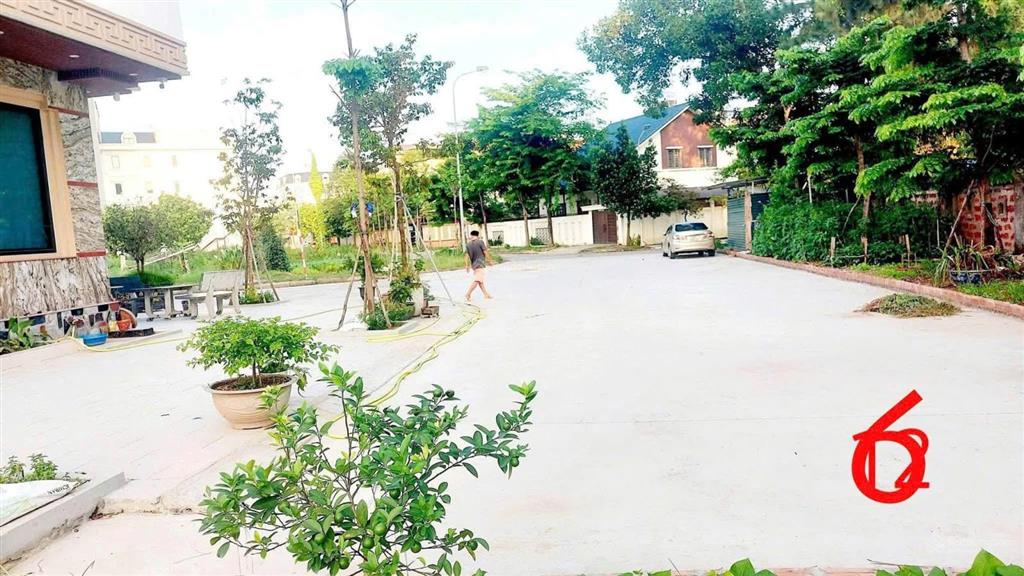 Chính chủ cho thuê nhà 4 tầng mới xây tại vpit plaza, vĩnh phúc, sẵn nội thất phù hợp làm văn phòng