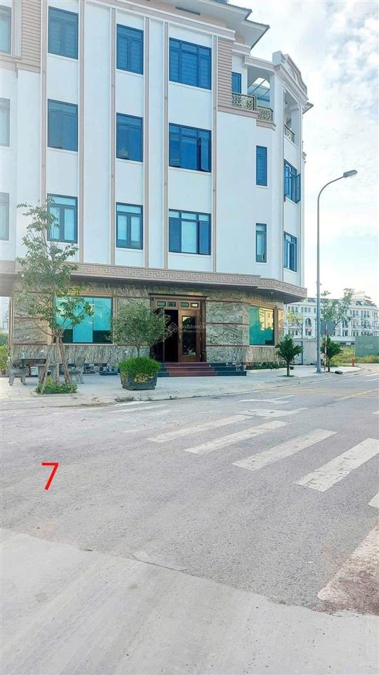 Chính chủ cho thuê nhà 4 tầng mới xây tại vpit plaza, vĩnh phúc, sẵn nội thất phù hợp làm văn phòng