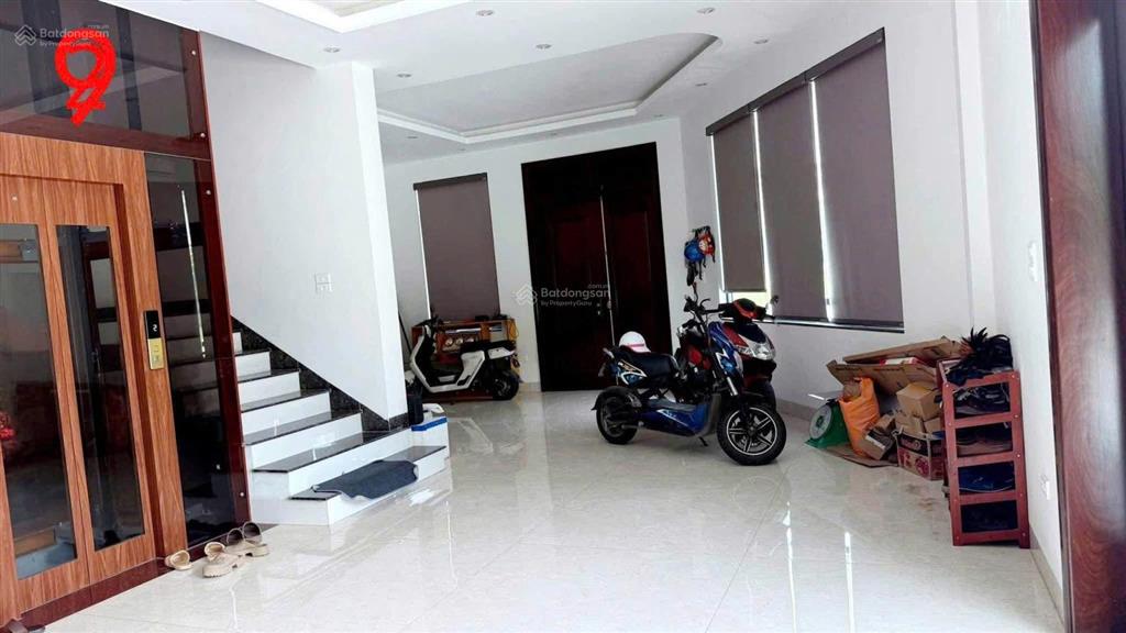 Chính chủ cho thuê nhà 4 tầng mới xây tại vpit plaza, vĩnh phúc, sẵn nội thất phù hợp làm văn phòng