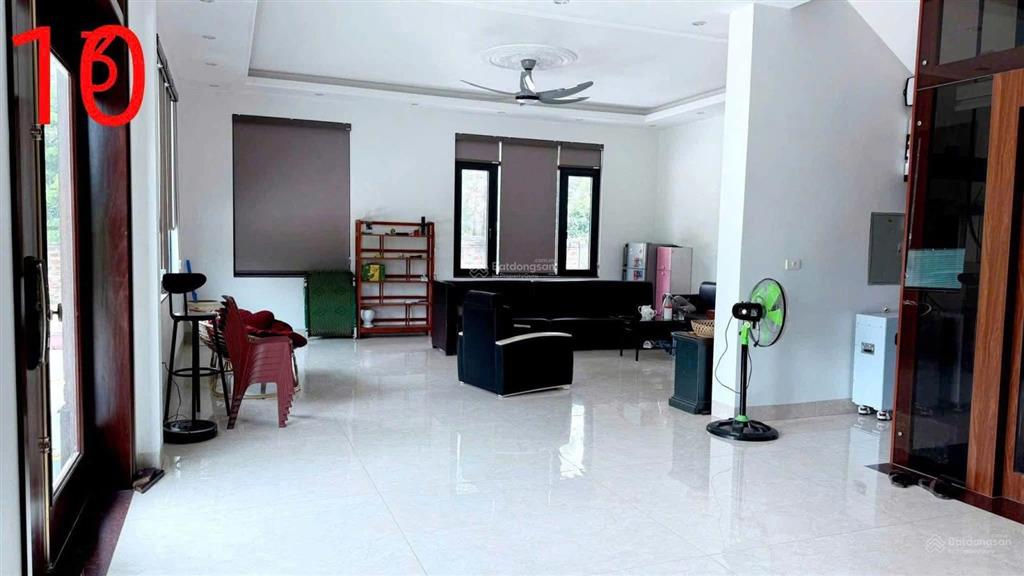 Chính chủ cho thuê nhà 4 tầng mới xây tại vpit plaza, vĩnh phúc, sẵn nội thất phù hợp làm văn phòng