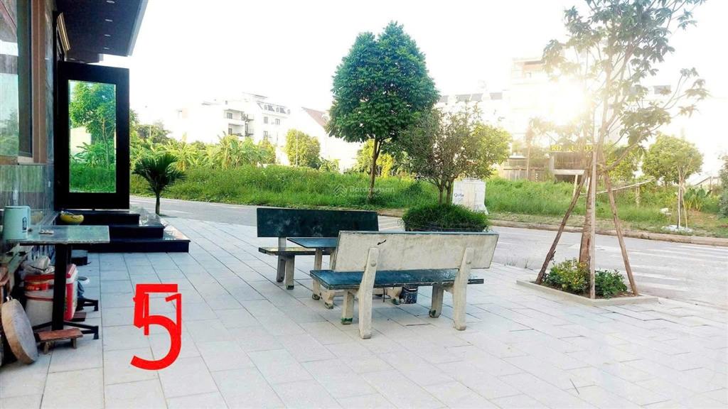 Chính chủ cho thuê nhà 4 tầng mới xây tại vpit plaza, vĩnh phúc, sẵn nội thất phù hợp làm văn phòng