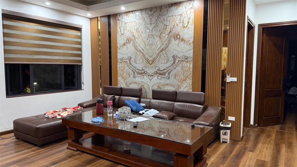 Chính chủ cho thuê nhà 4 tầng mới xây tại vpit plaza, vĩnh phúc, sẵn nội thất phù hợp làm văn phòng