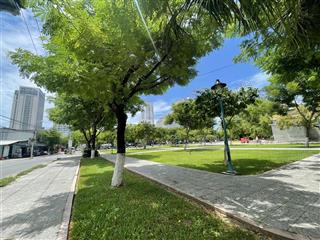 Lô góc 2mt lê bình ngay cạnh công viên hồ nghinh  dt lớn 201m2 ngang 11.3m cực hiếm