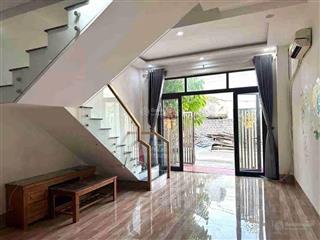 Nhà 3 tầng mặt tiền nguyễn đình sát biển 350m  ngang rộng 7m  giá chỉ 8.x tỷ rẻ nhất biển sơn trà