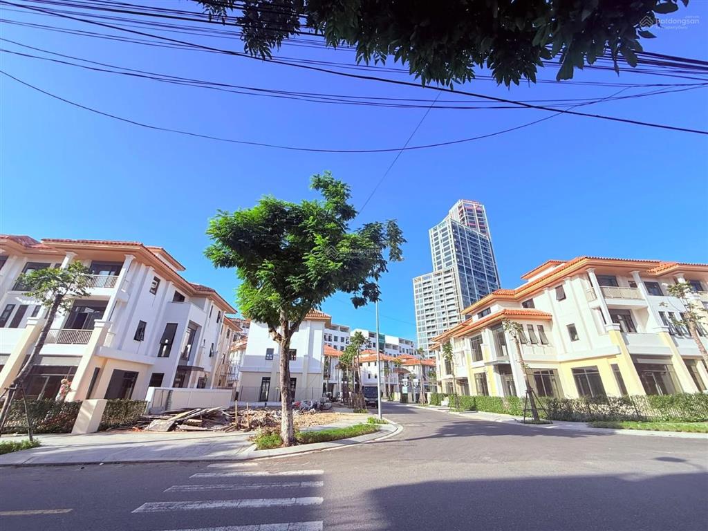 Bán góc 2 mặt tiền đường phạm hữu kính  219m2 sát sông  view pháo hoa sông hàn