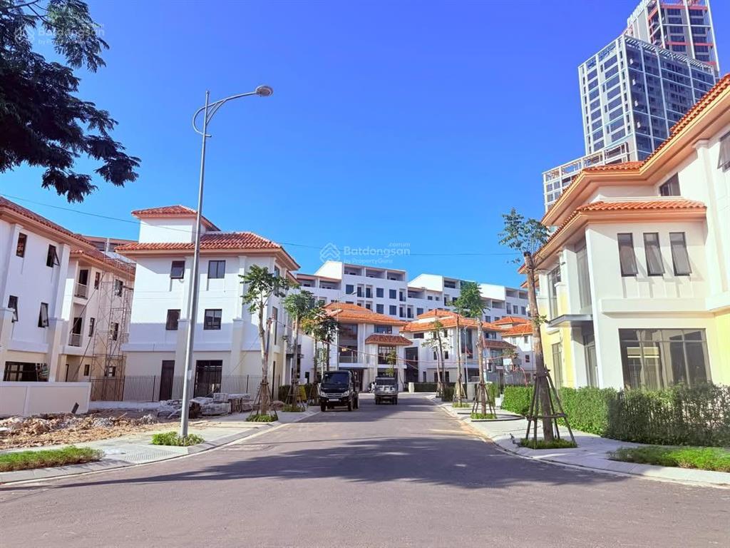 Bán góc 2 mặt tiền đường phạm hữu kính  219m2 sát sông  view pháo hoa sông hàn