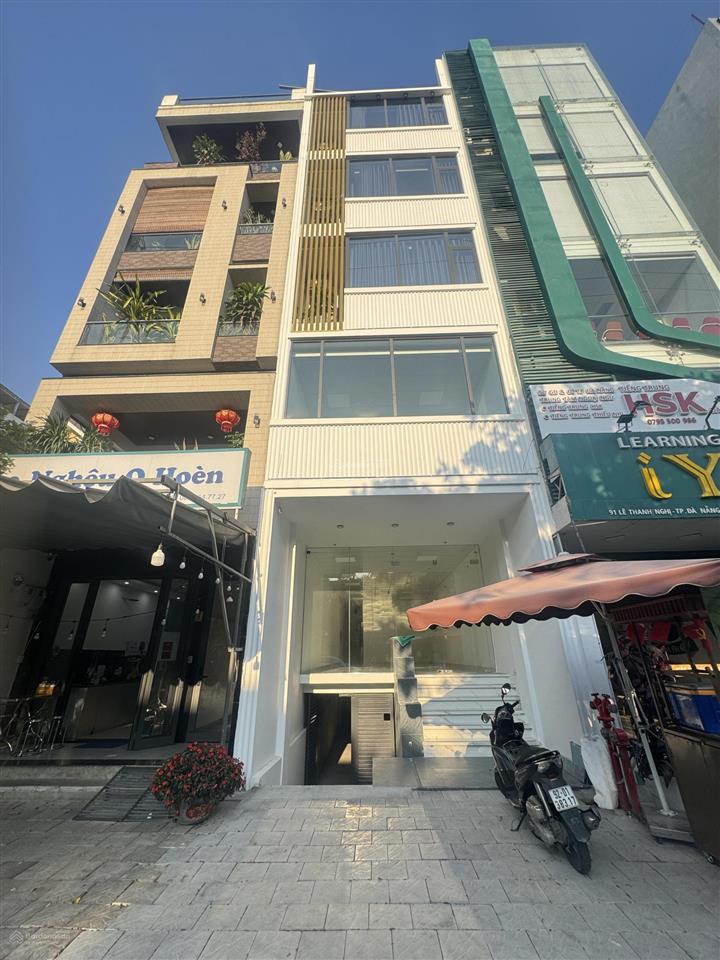 Cho thuê mặt phố kinh doanh lê thanh nghị  có hầm  210m2 sàn cực vip