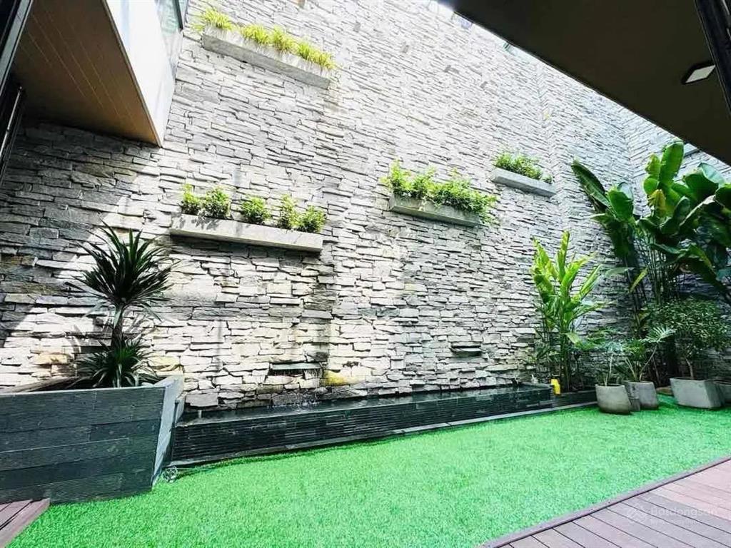 Bán căn biệt thự đường thanh long ngay trung tâm tài chính  trung tâm phố hải châu  giá 2x tỷ