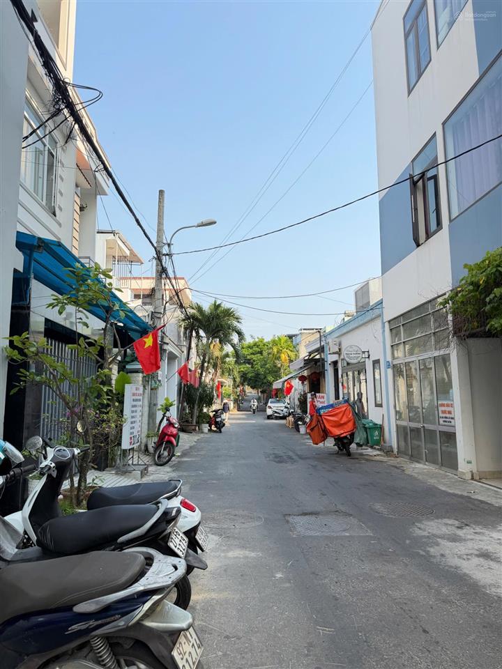 Cực đẹp  lô đất bùi tá hán sát sông nam việt á  196m2 ngang 7.5m  giá chỉ 62triệu/m2