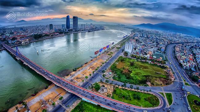 Mặt tiền đường 2/9 đối diện đà nẵng downtown  ngang 9.4m cực đẹp  trung tâm phố hải châu