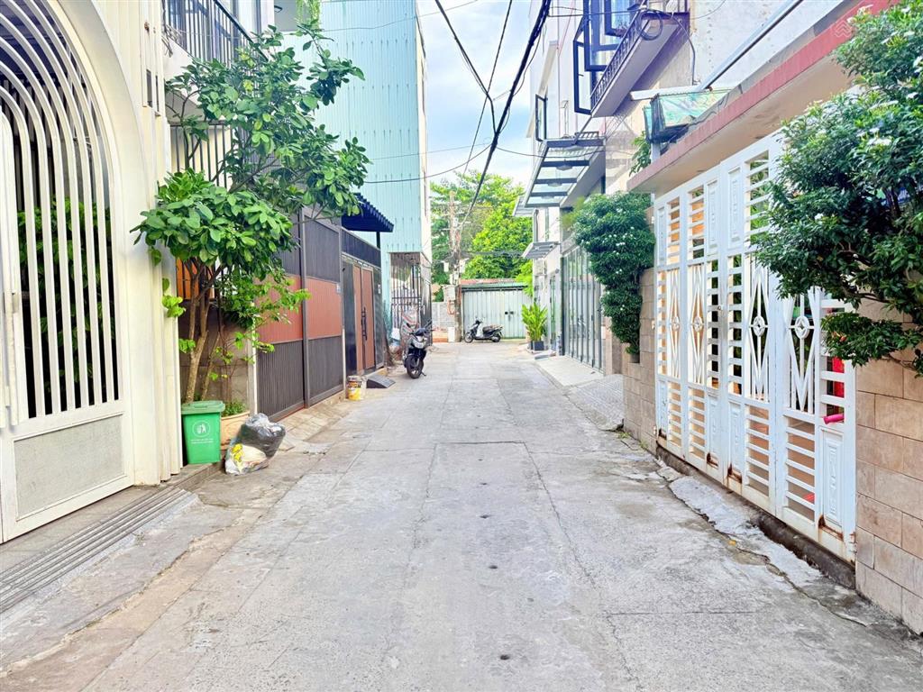 Lô góc 2mt ngay trục chính hồ xuân hương , phố tây an thượng  114m2 ngang 6.2m  giá 13 tỷ